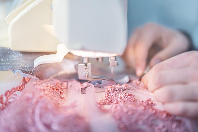 textile workshop curtain sewing